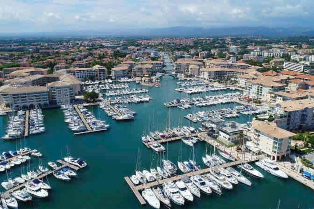 Port-Frejus, Le Paladien, Appartement 2 Pieces Climatise, Terrasse & Parking Экстерьер фото